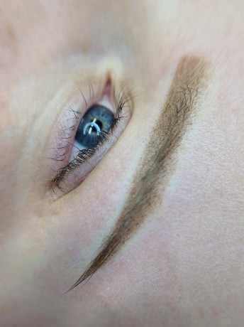 PMU pudrové obočí / permanentní make-up 13