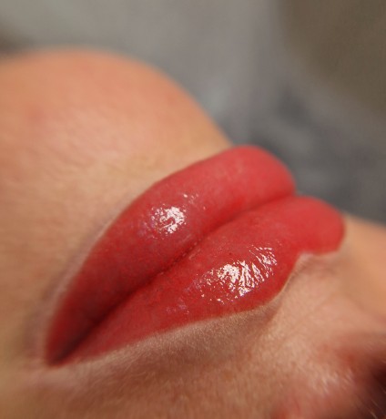 Permanentní make-up rty 4